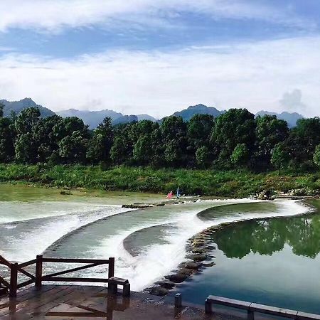 Zhangjiajie Yueranju Hostel エクステリア 写真